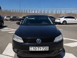 Volkswagen Jetta-1