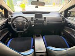 Toyota Prius-12