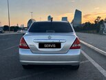 Nissan Tiida-2