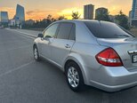 Nissan Tiida-6