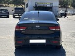 Kia Rio-7