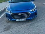 Hyundai Elantra-4