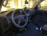 Mitsubishi Pajero-7