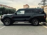 Mitsubishi Pajero-3