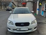 Subaru Legacy-1