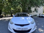 Hyundai Elantra-1