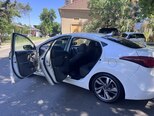 Hyundai Elantra-5