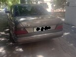 Mercedes 220 E-2