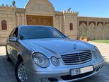 Mercedes E 270-4