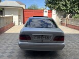 Mercedes E 220-5