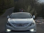 Hyundai Sonata-1