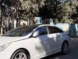 Hyundai Sonata-4
