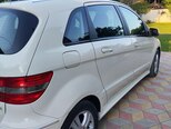 Mercedes B 180-3