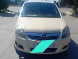 Opel Zafira-1