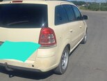Opel Zafira-6