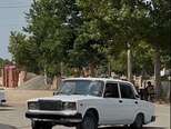 LADA (VAZ) 2107-2