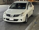 Nissan Tiida-1