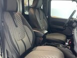 Jeep Wrangler-12
