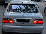 Mercedes E 240-3