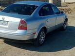 Volkswagen Passat-4
