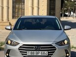Hyundai Elantra-1