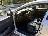 Hyundai Elantra-6
