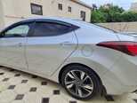Hyundai Elantra-15