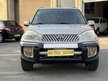 Toyota RAV4-1