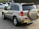 Toyota RAV4-9