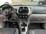 Toyota RAV4-18