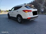 Hyundai Santa Fe-12