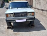 LADA (VAZ) 2107-1