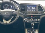 Hyundai Elantra-12