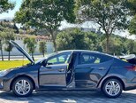 Hyundai Elantra-16
