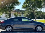 Hyundai Elantra-13