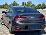Hyundai Elantra-17