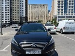 Hyundai Sonata-1