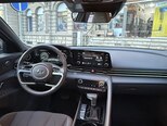 Hyundai Elantra-3