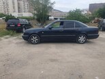 Mercedes E 220-2