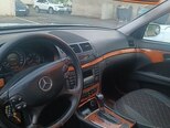 Mercedes E 220-17