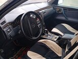 Mercedes E 230-8
