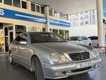 Mercedes E 220-2