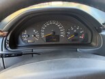 Mercedes E 220-13