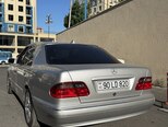 Mercedes E 220-6