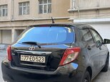 Toyota Vitz-2