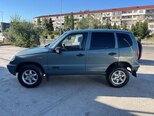 Chevrolet Niva-4
