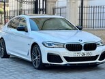 BMW 530e-13