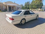 Mercedes E 220-6