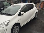 Toyota Aqua-8
