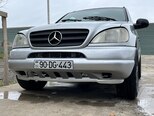 Mercedes ML 320-1
